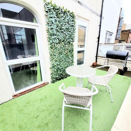 One Bedroom Apartment With A Terrace In Angel Londra Esterno foto