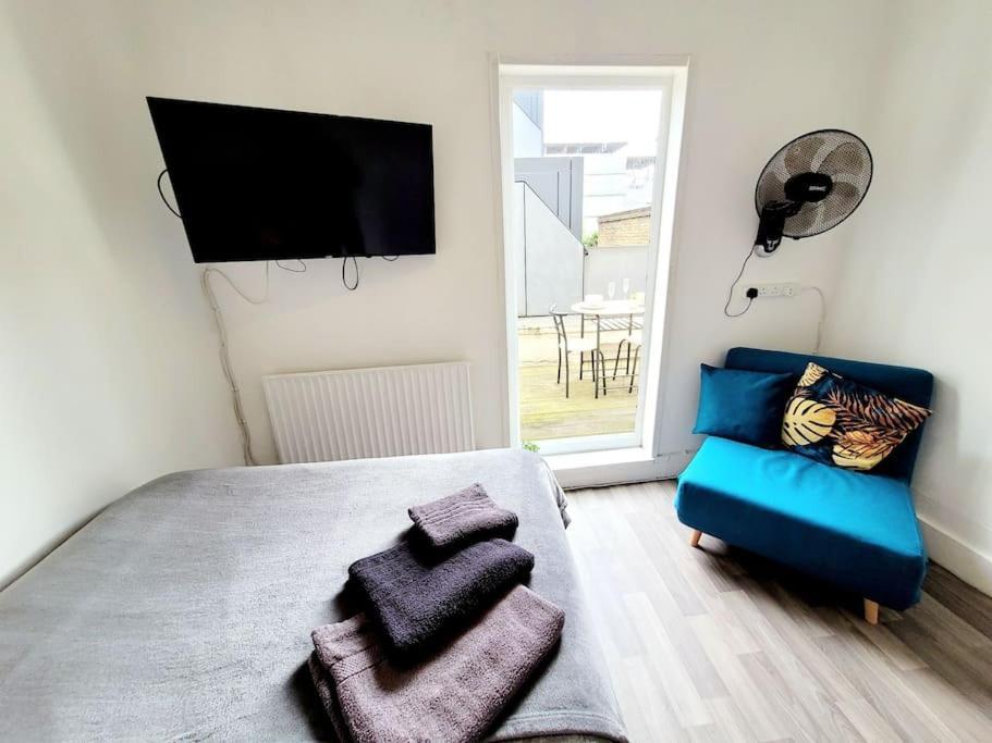 One Bedroom Apartment With A Terrace In Angel Londra Esterno foto